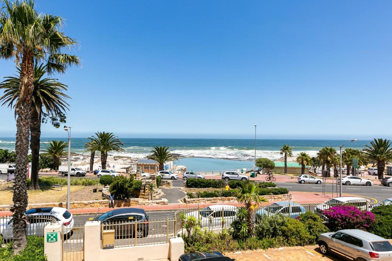 Tidal Pool - Camps Bay * Cape Town